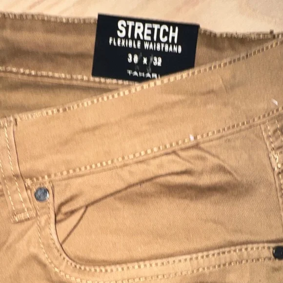 Tahari Men's Slim Stretch Jeans in Brown - Picture 8 of 10